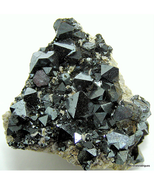 MAGNETITE